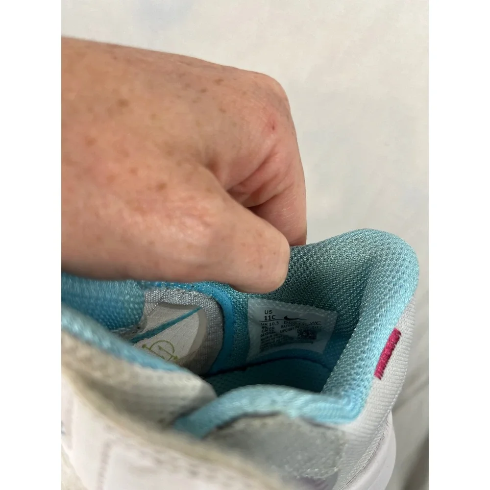 Nike Kyrie Flytrap 5 Kids Basketball Shoes White Blue DD0339-103 Size 11C